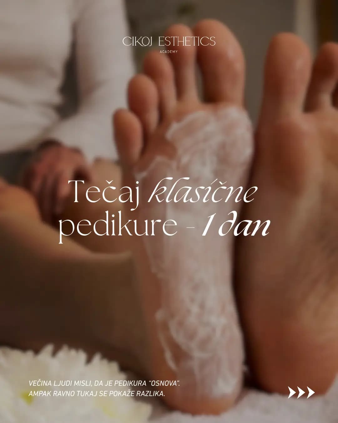 Delo na stopalu med tečajem pedikure